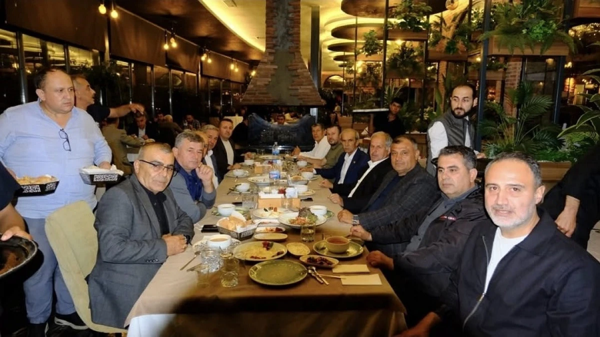 AK Parti Alanya&rsquo;dan Muhtarlara Teşekk&uuml;r