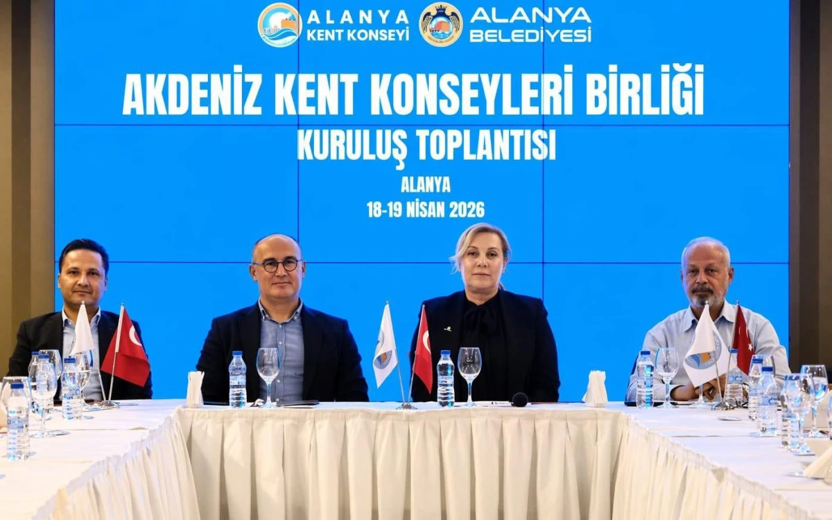 AKDENİZ&rsquo;DE TARİHİ ADIM: ALANYA &Ouml;NC&Uuml; OLDU, BİRLİK KURULDU