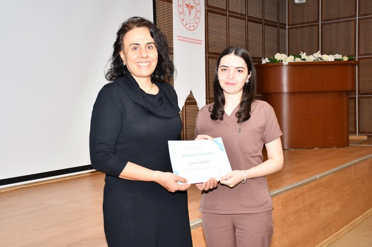 Alanya Eğitim Ve Araştırma Hastanesi&rsquo;nde Yoğun Bakım Eğitimine Yoğun İlgi