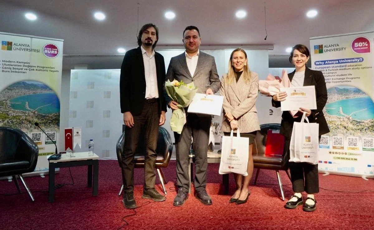 Alanya &Uuml;niversitesi&rsquo;nde Turizmin Geleceği Masaya Yatırıldı