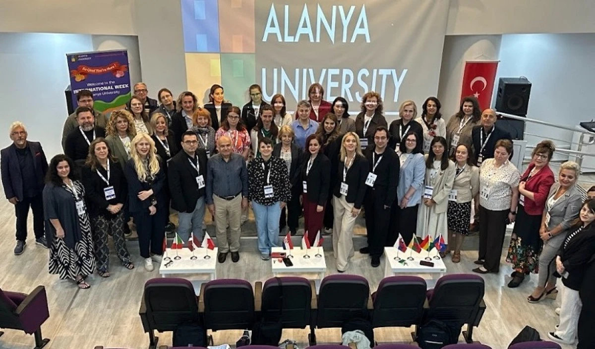 Alanya &Uuml;niversitesi&rsquo;nde Uluslararası Buluşma Sona Erdi