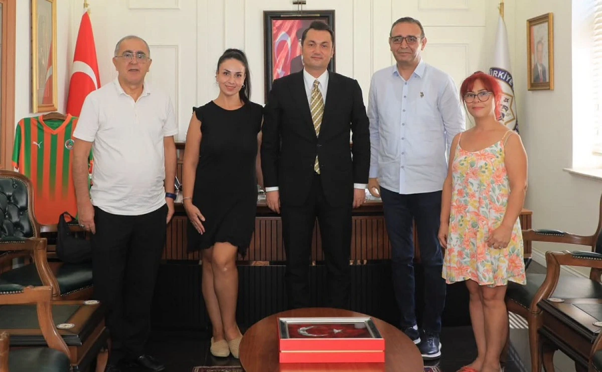 Alanya &Uuml;reten Engelliler Kooperatifi&rsquo;nden Kaymakam &Ouml;zt&uuml;rk&rsquo;e Ziyaret