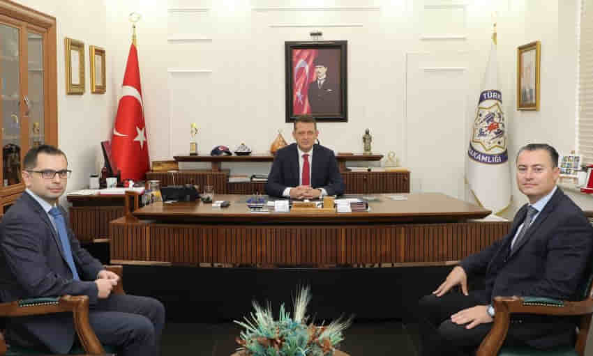 Diş Hastanesi Başhekiminden Kaymakama ziyaret
