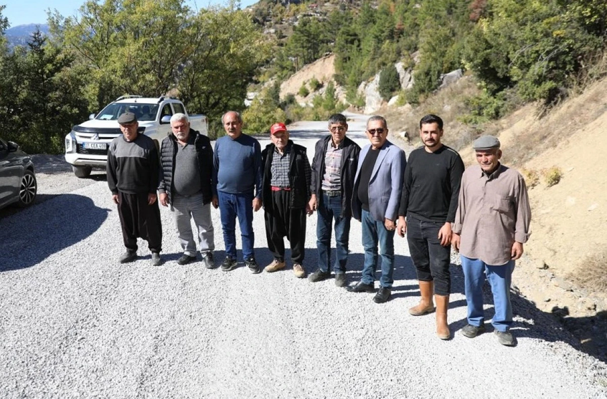 Alanya&rsquo;da 32 kilometrelik yol yenilendi