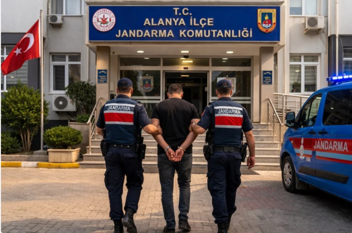 Alanya&rsquo;da Aranan Firari H&uuml;k&uuml;ml&uuml; Jandarmadan Ka&ccedil;amadı