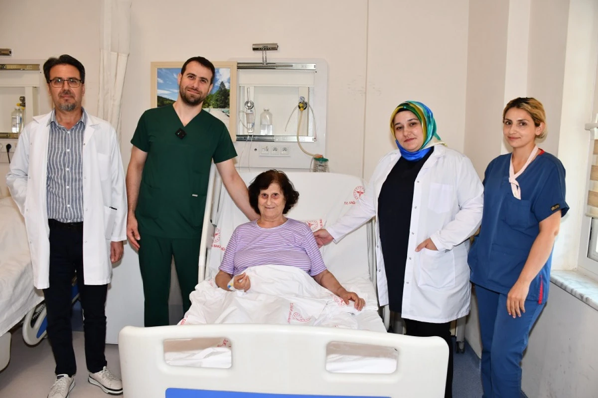 Alanya&rsquo;da Aynı G&uuml;n İ&ccedil;inde İki Başarılı Akciğer Kanseri Ameliyatı