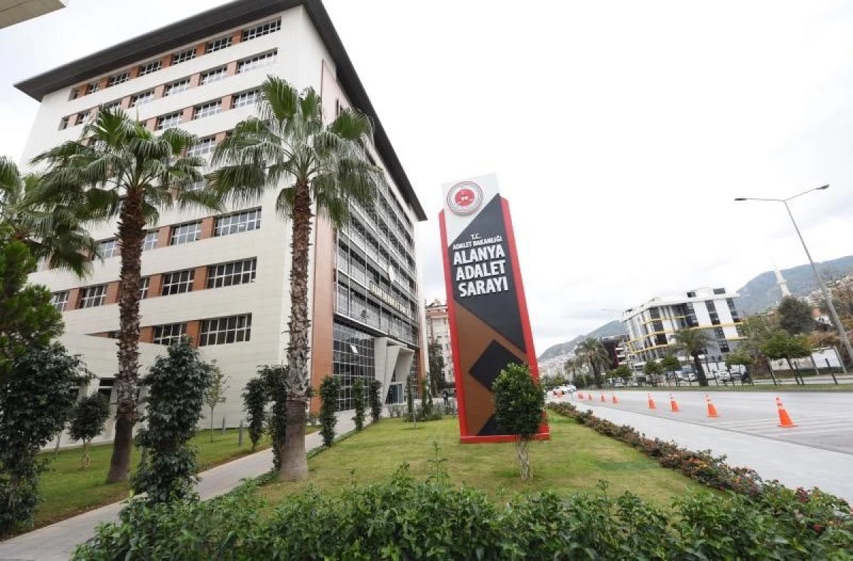 Alanya'da Dev Operasyon! Sahte Belgelerle 3 Milyon Euro'luk Vurgun Girişimi Engellendi