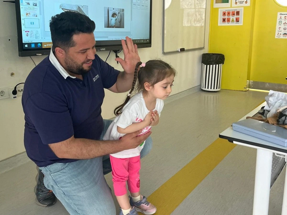 Alanya&rsquo;da &ldquo;Evimde G&uuml;vendeyim&rdquo; Projesi Kapsamında Velilere Eğitim Verildi