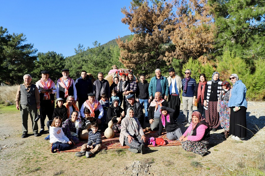 Alanya’da Geleneksel Yörük Oyunları Belgeseli Tamamlandı