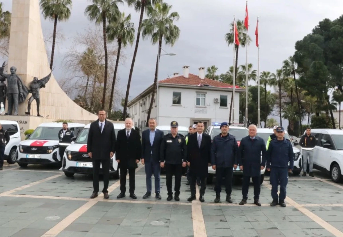 Alanya&rsquo;da G&uuml;venliğe 15 Yeni Hizmet Aracı Takviyesi