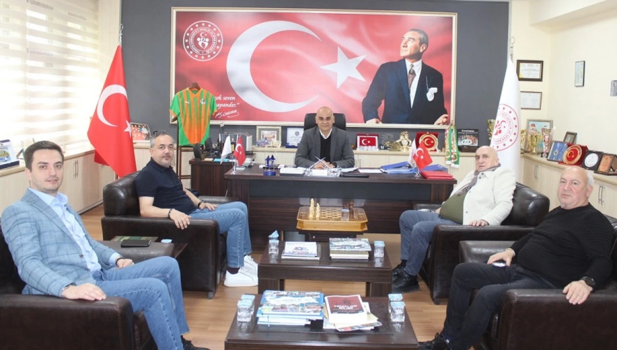 Alanya&rsquo;da Hokey Branşının Gelişimi Masaya Yatırıldı