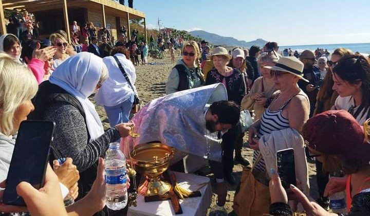 Alanya’da Ortodoksların Haç Çıkarma Töreni