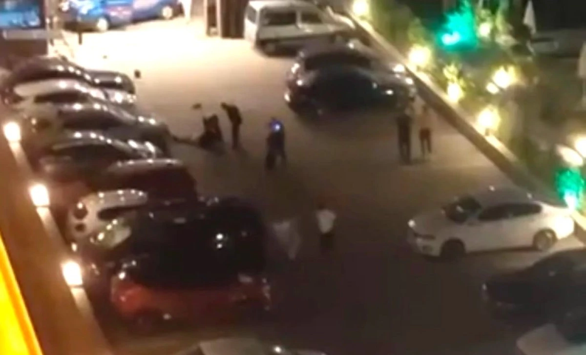 Alanya&rsquo;da Otopark Kavgası Kanlı Bitti: Bı&ccedil;aklı Ş&uuml;pheli Tutuklandı