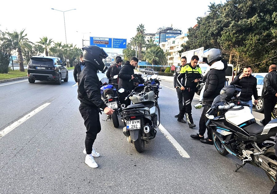 Alanya'da Trafik Denetimlerinde 631 Araca Ceza!