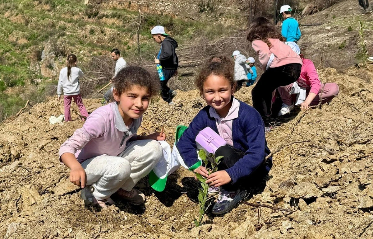 Alanya&rsquo;da &ldquo;T&uuml;rkiye&rsquo;nin G&uuml;c&uuml; Orman&rdquo; Etkinliğiyle 2 Bin 400 Fidan Toprakla Buluştu
