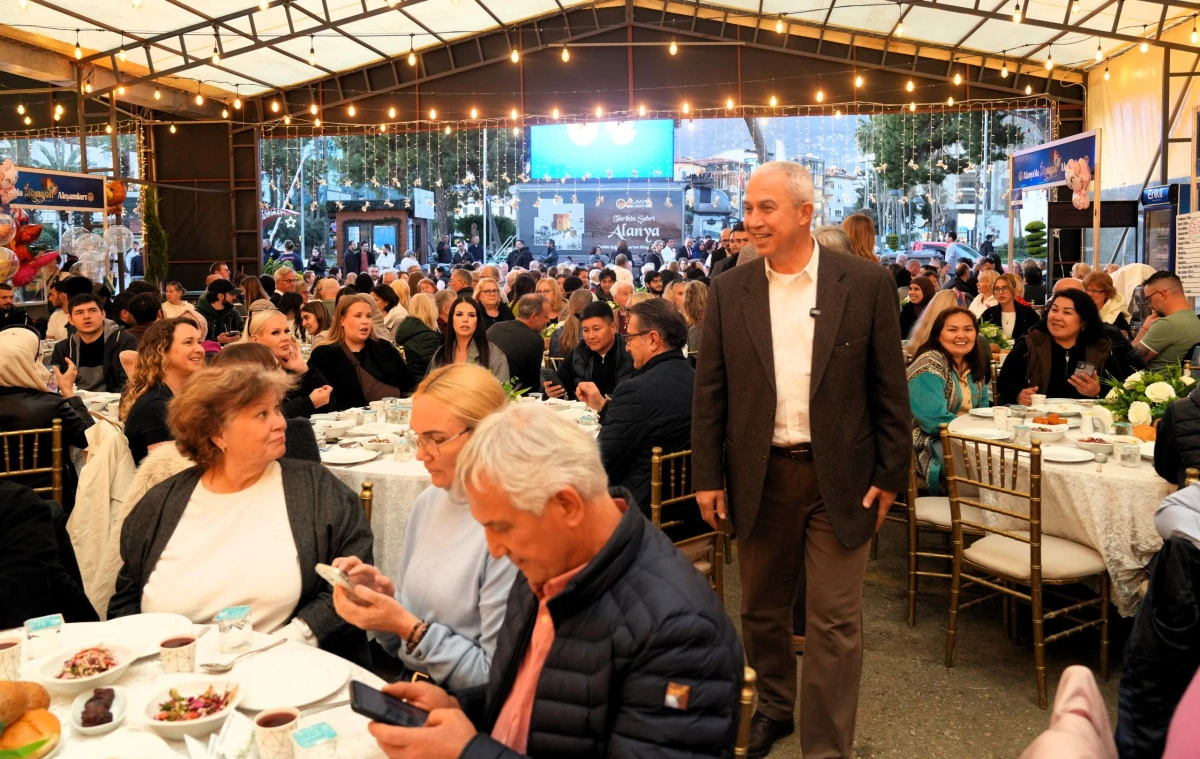 Alanya&rsquo;da Yerleşik Yabancılar Aynı İftar Sofrasında Buluştu