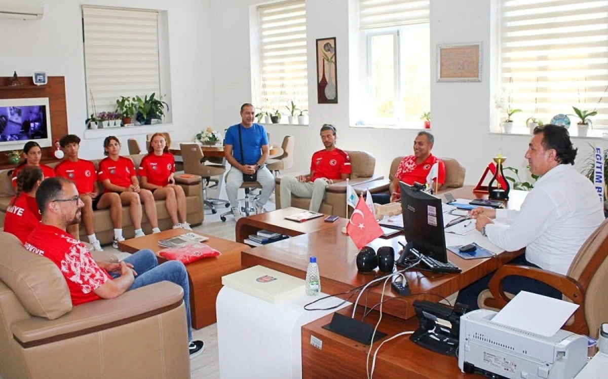 Alanya&rsquo;dan İşitme Engelliler Gen&ccedil; Mill&icirc; Takımı&rsquo;na Avrupa &Ouml;ncesi Destek