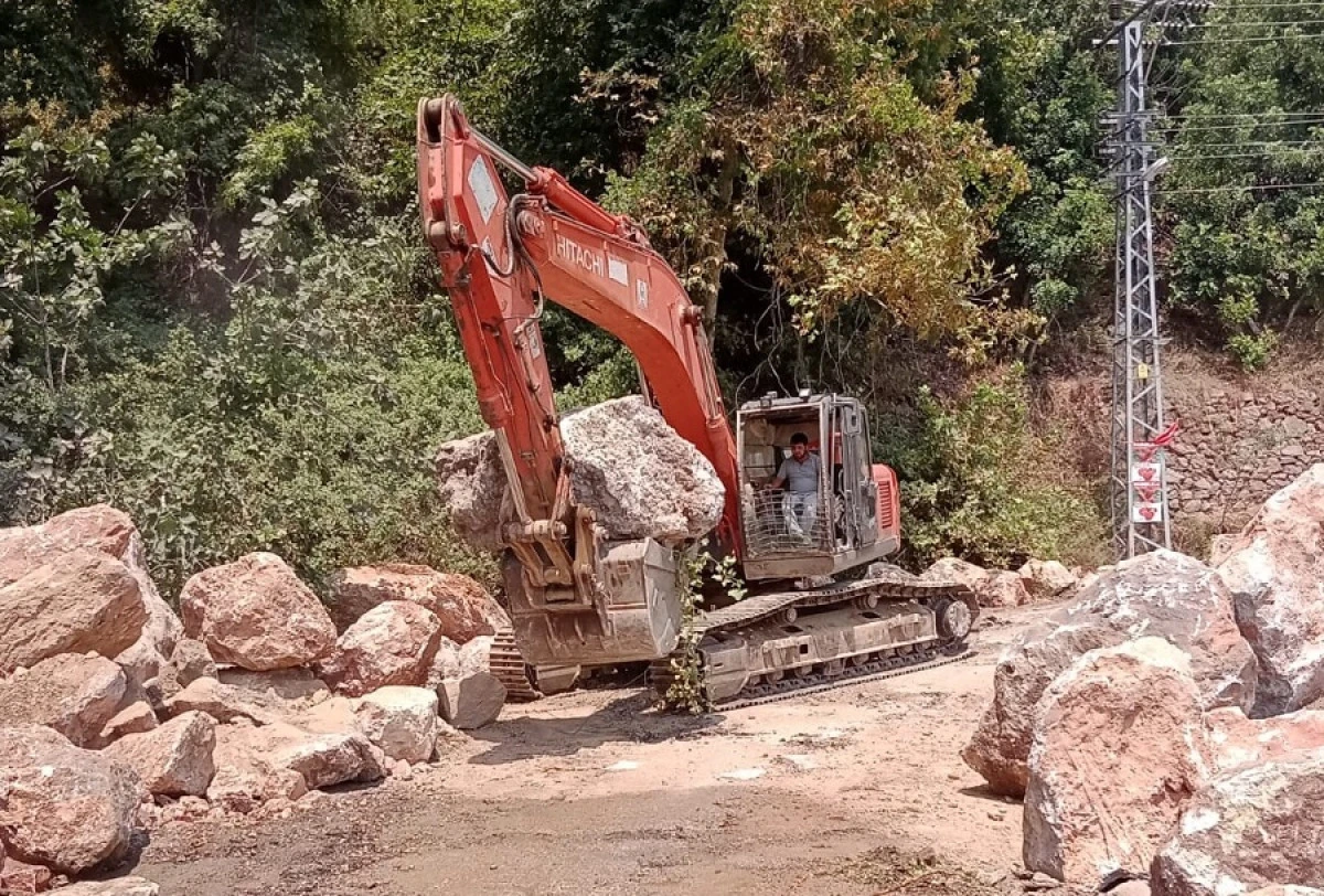 Alanya&rsquo;nın Kırsal Yollarında Yoğun Mesai