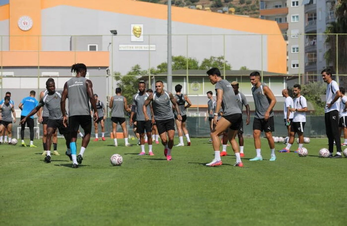 Alanyaspor Sezona Gaziantep Deplasmanında Başlıyor