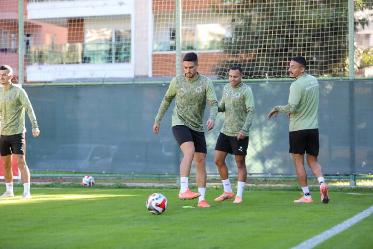 Alanyaspor Trabzonspor Ma&ccedil;ı Hazırlıklarını Tamamladı