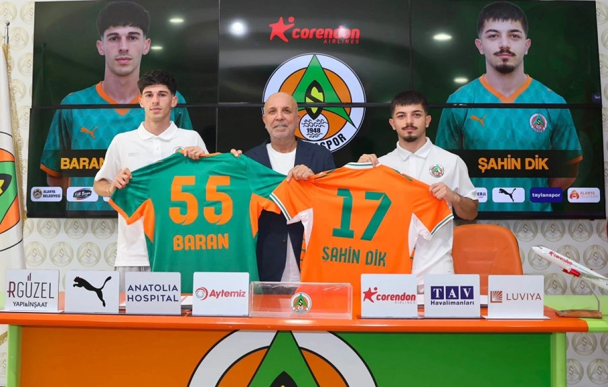 Alanyaspor&rsquo;dan Gen&ccedil; Yeteneklere &Ccedil;ifte İmza
