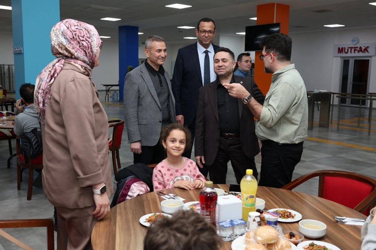 ALK&Uuml; Ailesi Geleneksel İftar Sofrasında Buluştu