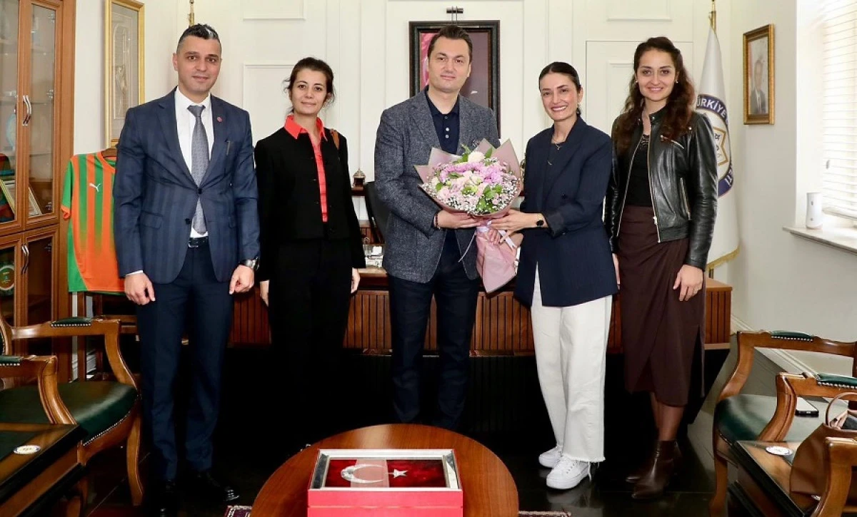 ALK&Uuml; HEYETİNDEN KAYMAKAM &Ouml;ZT&Uuml;RK&rsquo;E ZİYARET