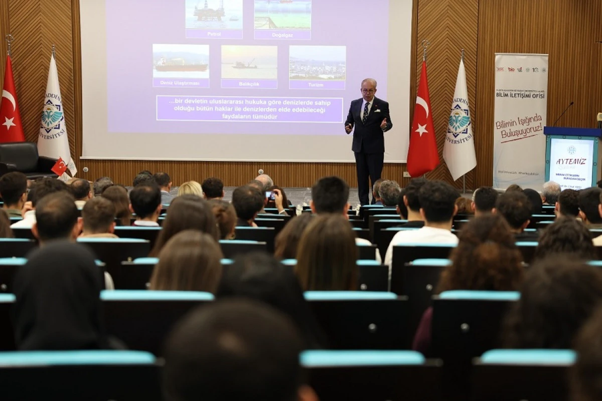 ALK&Uuml;&rsquo;de Mavi Vatan Konuşuldu: Cihat Yaycı&rsquo;dan Dikkat &Ccedil;eken A&ccedil;ıklamalar