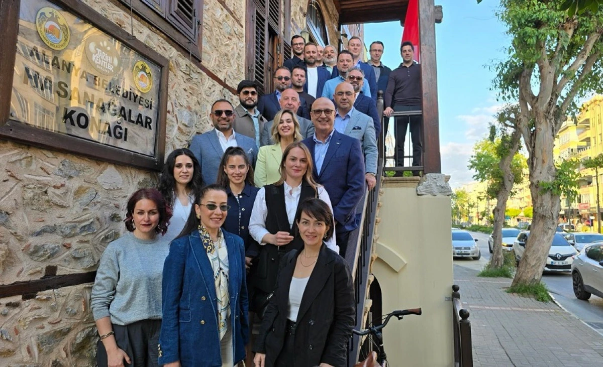 ALTAV&rsquo;DA YENİ D&Ouml;NEM: İLK TOPLANTIDA G&Ouml;REV DAĞILIMI TAMAMLANDI