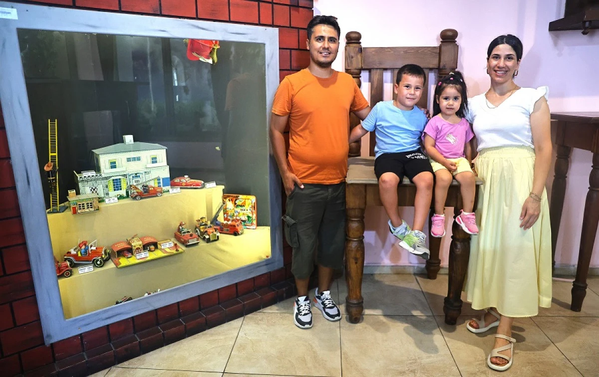 Antalya Oyuncak M&uuml;zesi &Ccedil;ocukları Ve Aileleri Ge&ccedil;mişe Yolculuğa &Ccedil;ıkarıyor
