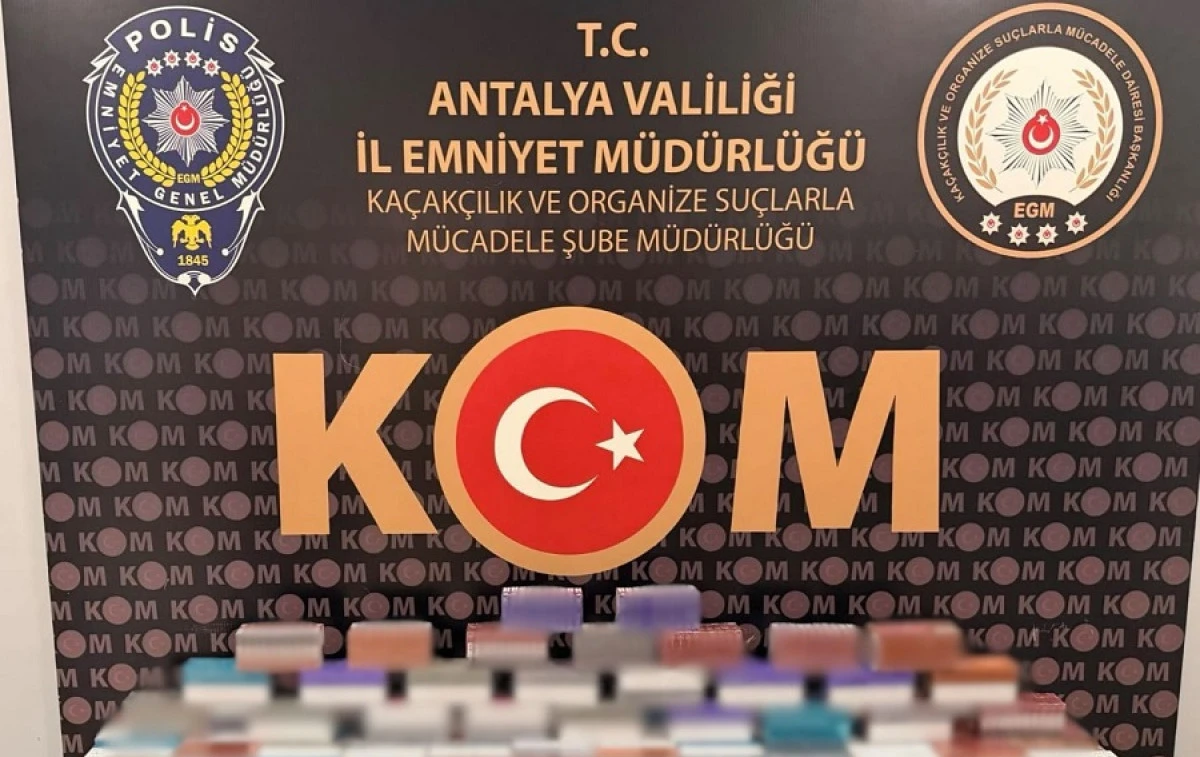 Antalya&rsquo;da operasyonlar: 8 tutuklama