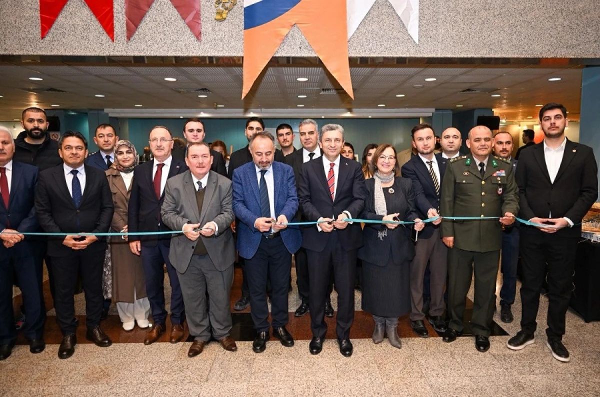 Antalya&rsquo;nın Fethinin 819. Yılı Coşkuyla Kutlandı