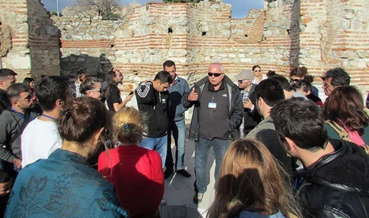 AYM kararıyla turist rehberliği mesleğinde yeni d&ouml;nem