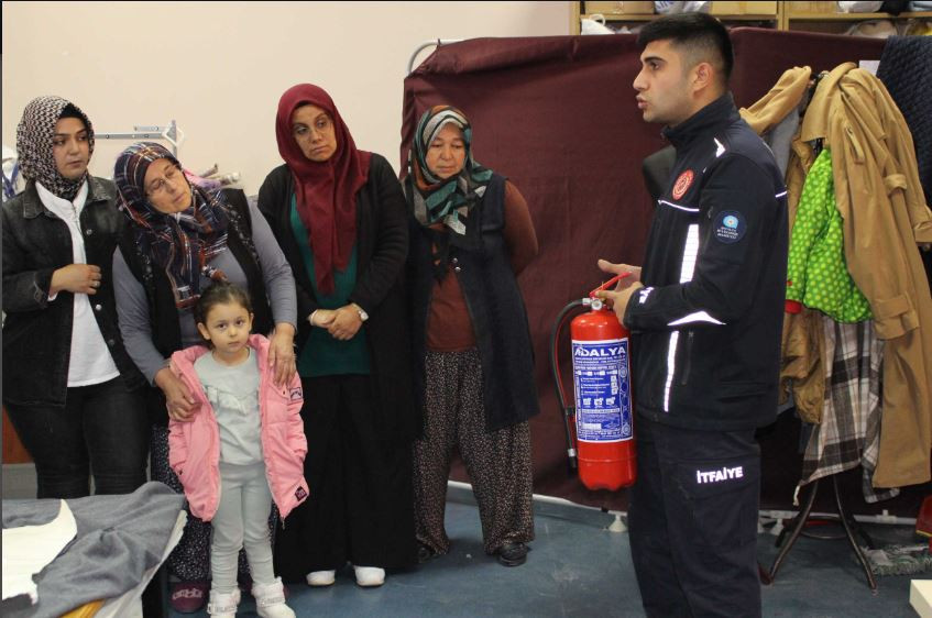 Büyükşehir Personeline Yangın Eğitimi ve Tatbikatı Düzenlendi