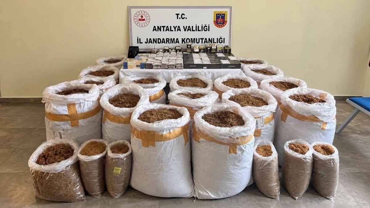 D&ouml;şemealtı&rsquo;nda Ka&ccedil;ak T&uuml;t&uuml;n Operasyonu!