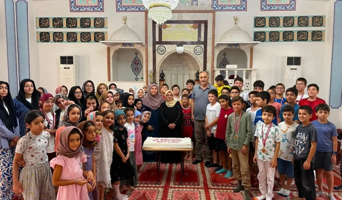 El-Aksa Camii ve Kur&rsquo;an Kursu&rsquo;nda Yaz Kur&rsquo;an Kursu Kapanış Programı