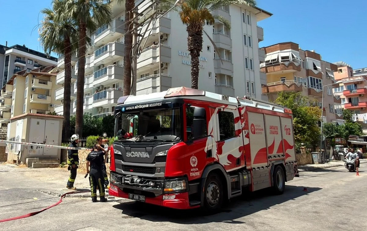 Elektrik Trafosunda Yangın Paniği Yaşandı