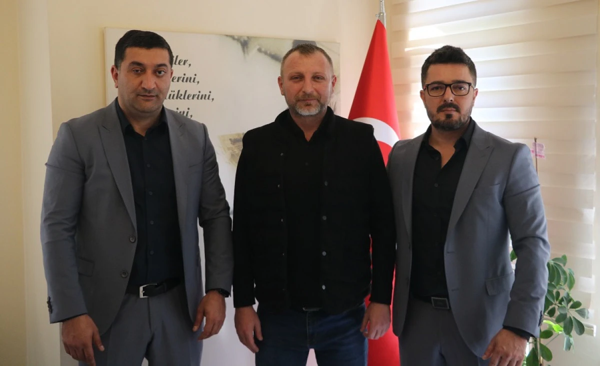 EMŞAV Alanya&rsquo;dan Alanya T&uuml;rk Gazetesi&rsquo;ne Anlamlı Ziyaret