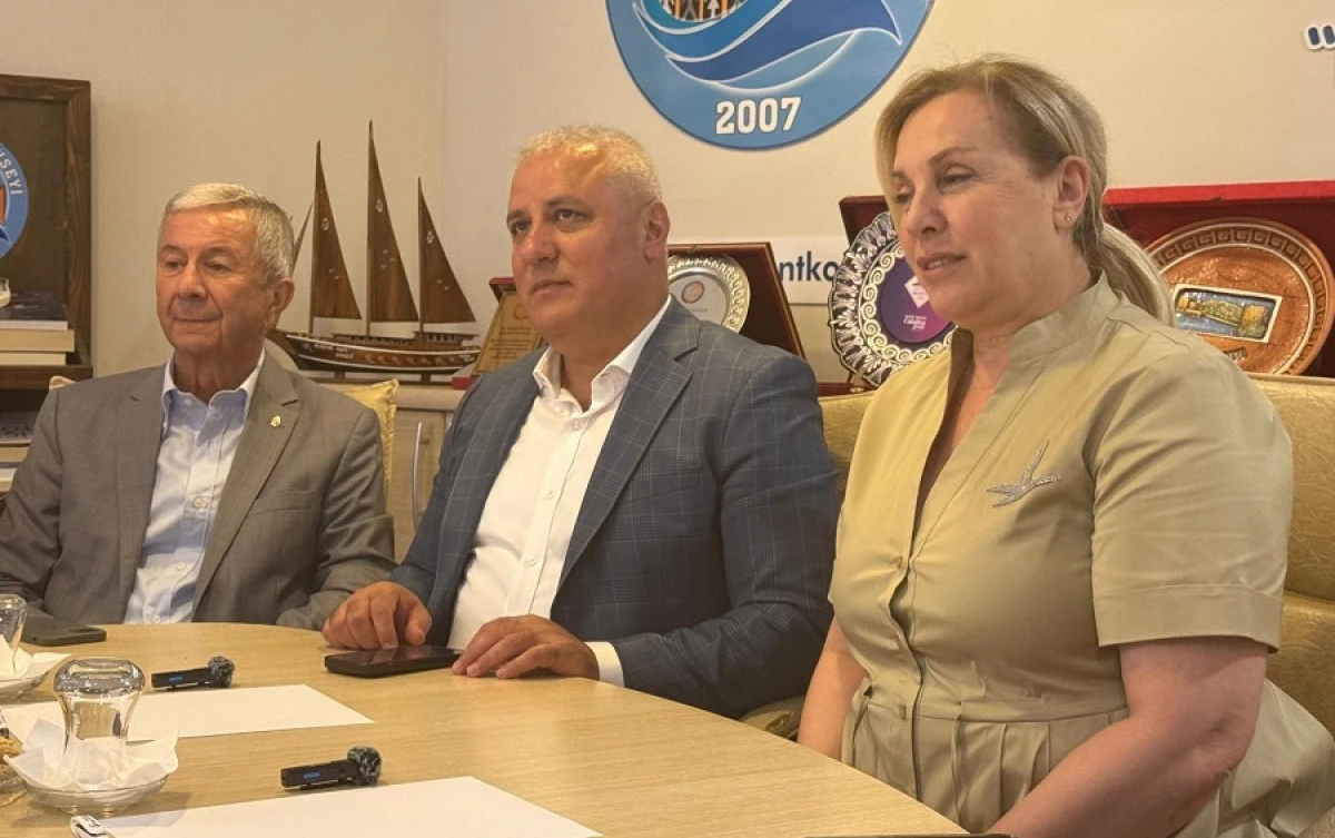 Erdem Kent Konseyi&rsquo;ni ziyaret etti