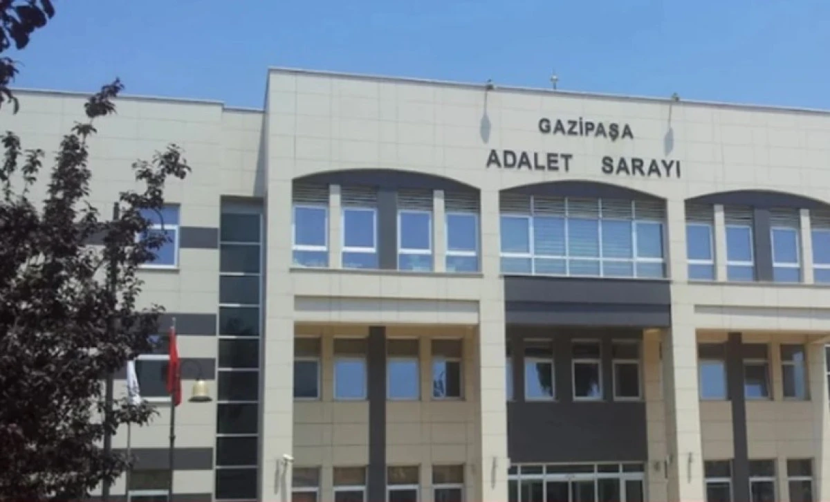 Gazipaşa&rsquo;da Jandarmaya R&uuml;şvet Şoku: Astsubay Tutuklandı