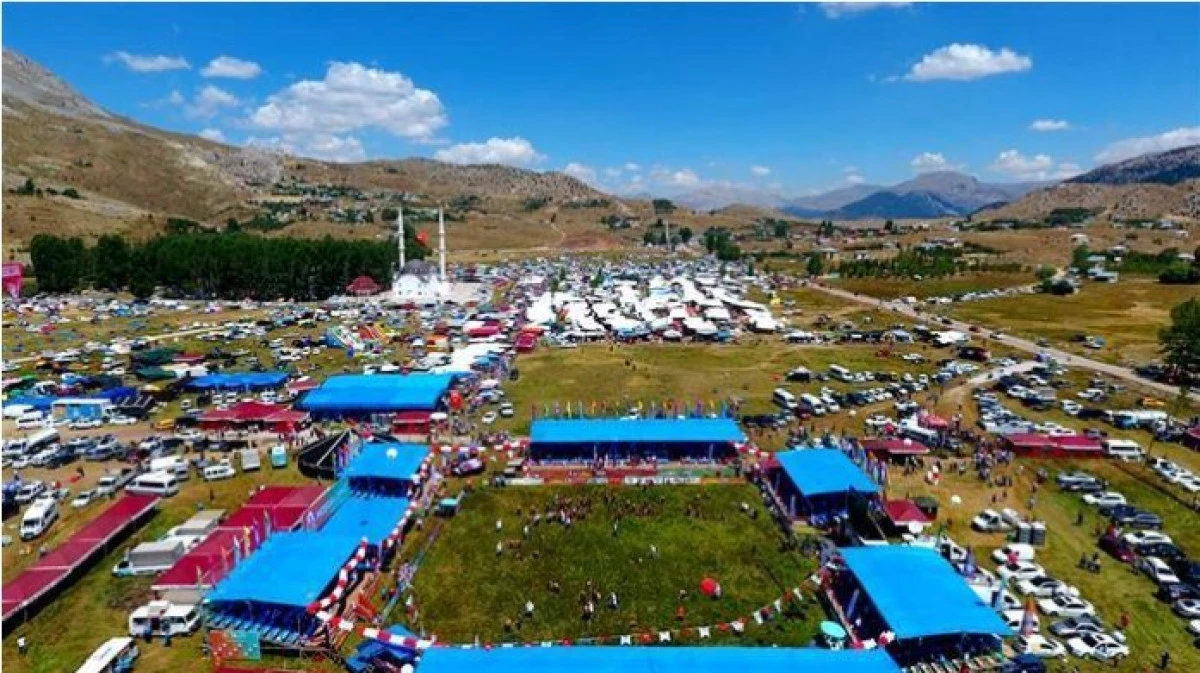 G&ouml;kbel'de 4 G&uuml;n S&uuml;recek Festival Coşkusu Başlıyor