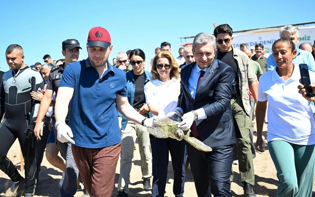 Hanzala Uydu Takibiyle Mavi Sulara Uğurlandı