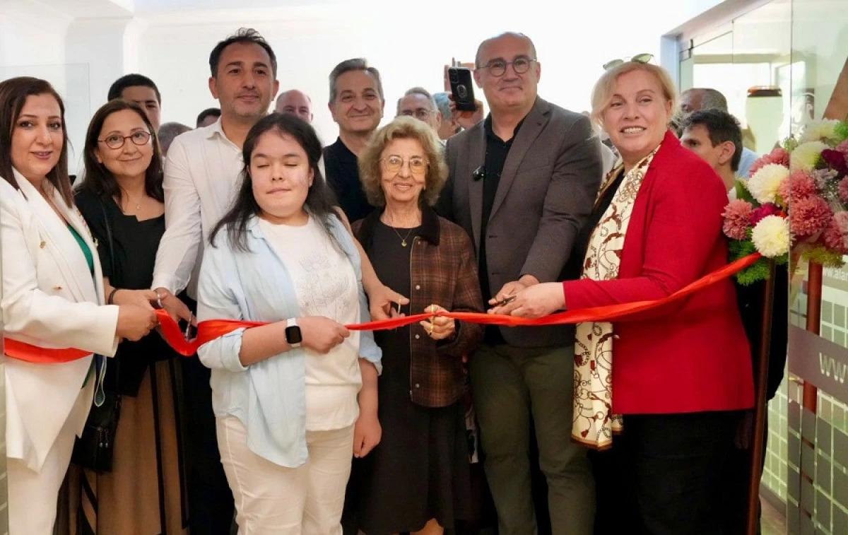 Hayalden Tuvale Uzanan Umut Alanya&rsquo;da Sergileniyor