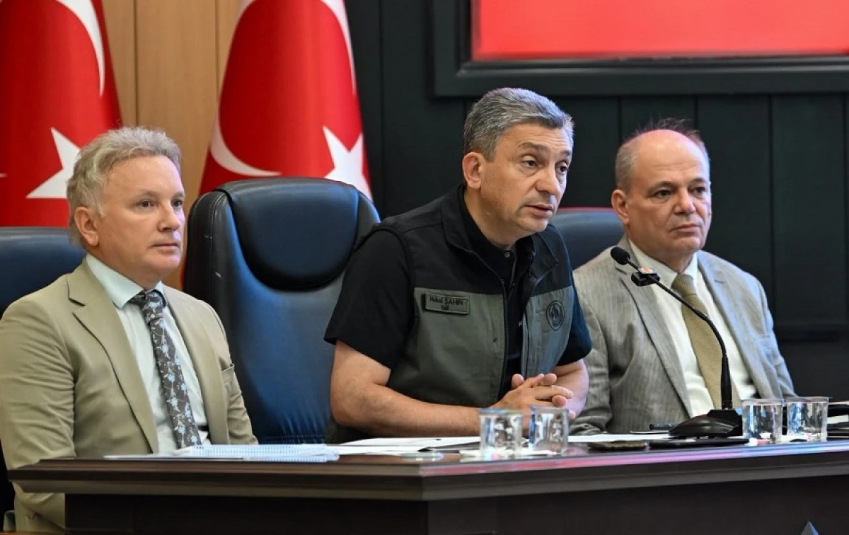 İl Koordinasyon Kurulu'nda G&uuml;ndem Yangınlar Ve 201 Milyar Liralık Yatırım