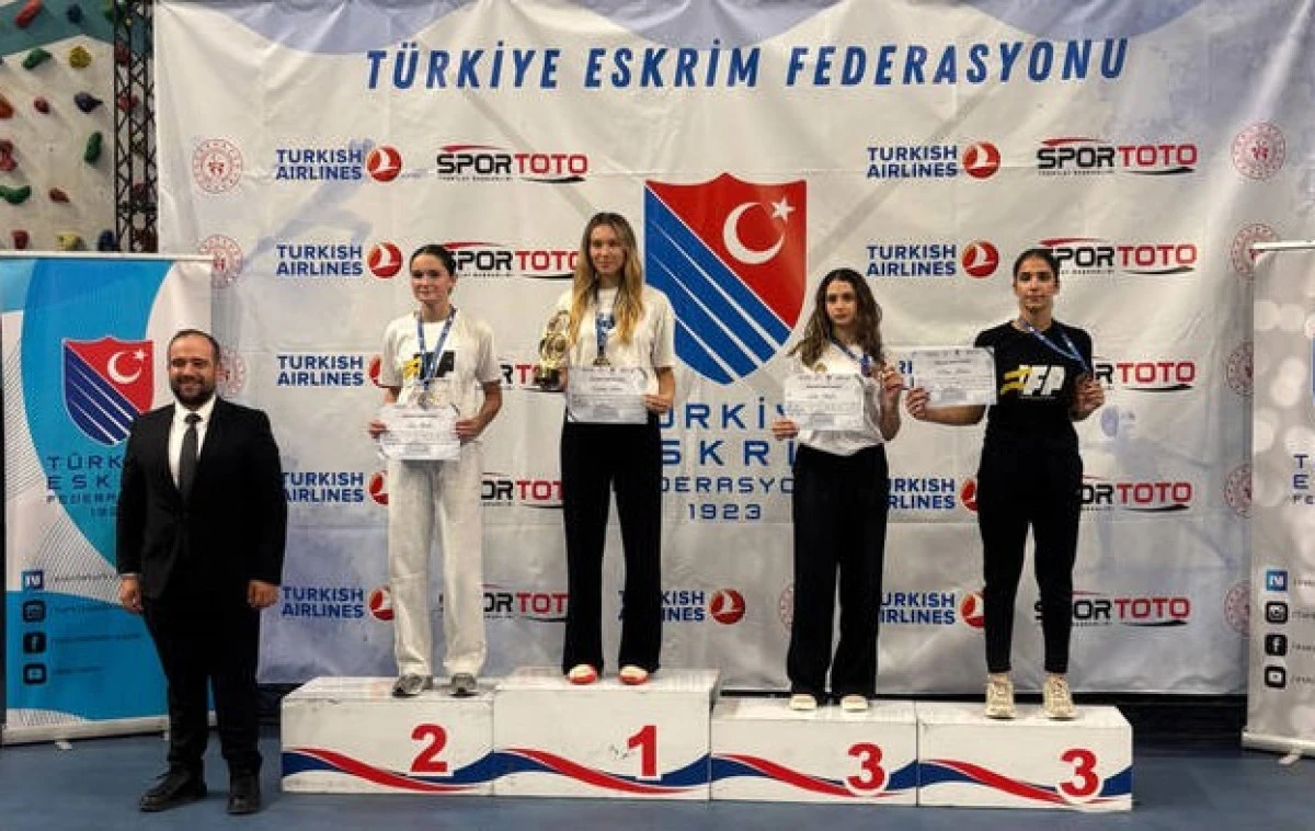 İlke Taşbaş Ankara&rsquo;dan Madalyayla D&ouml;nd&uuml;