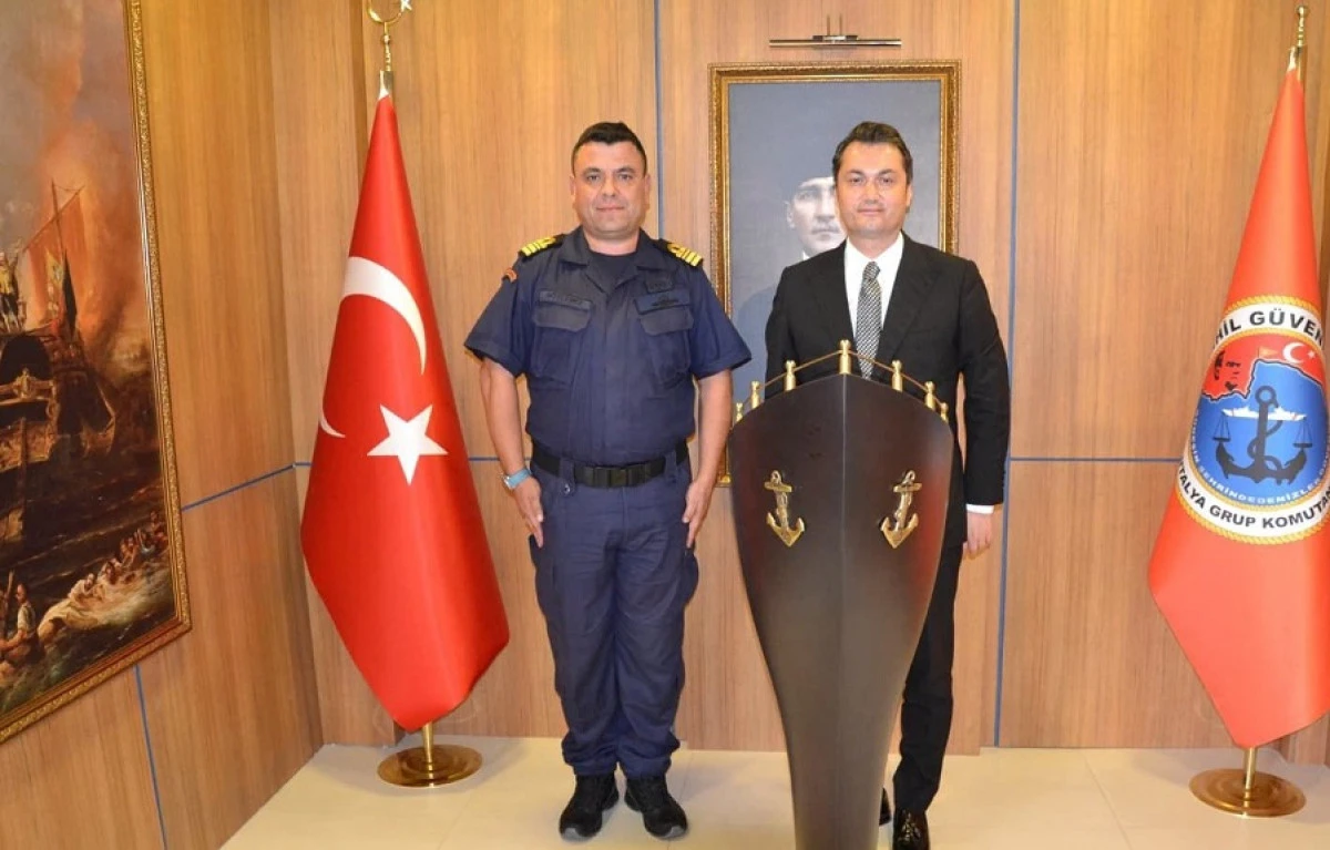 Kaymakam &Ouml;zt&uuml;rk&rsquo;ten Sahil G&uuml;venlik Grup Komutanı S&ouml;ylemez&rsquo;e Ziyaret