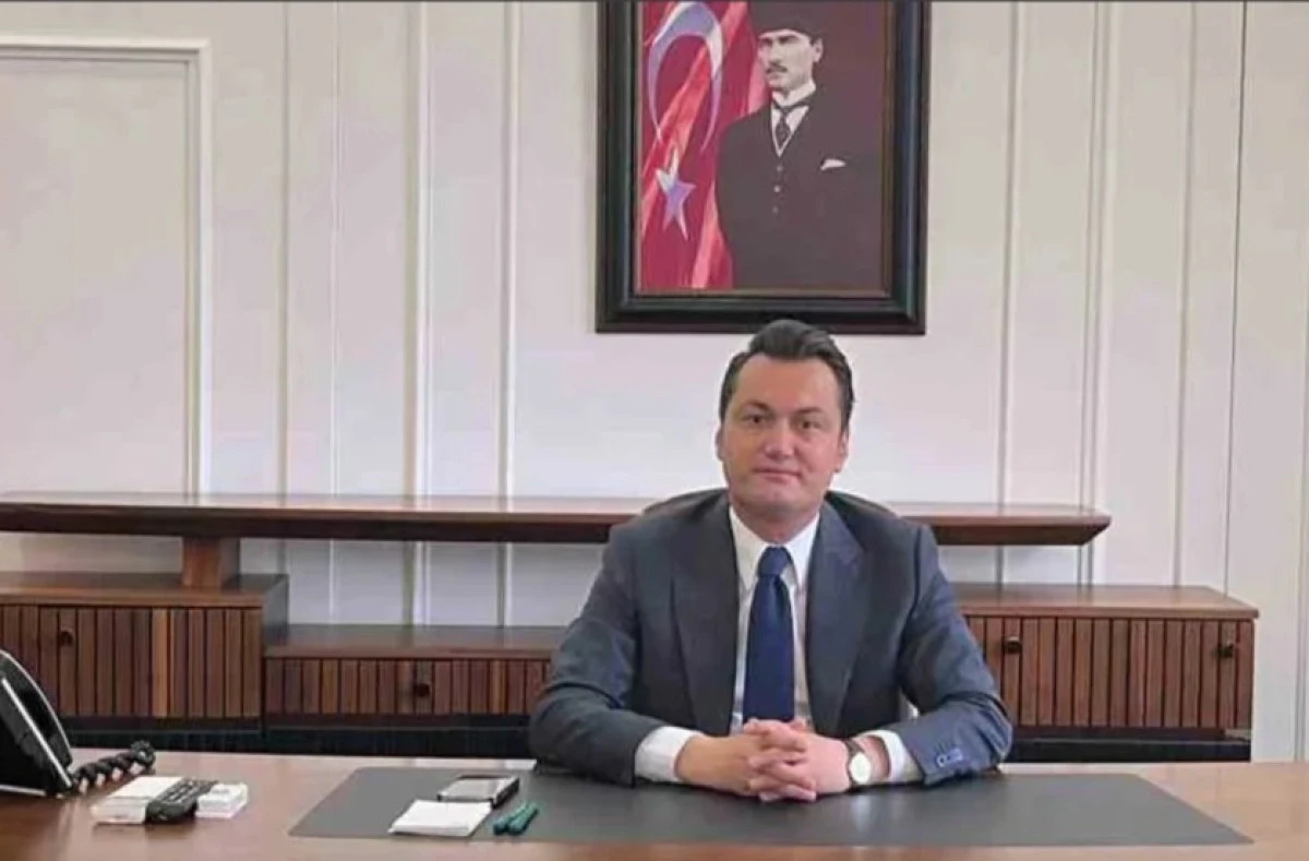 Kaymakam Şakir &Ouml;ner &Ouml;zt&uuml;rk&rsquo;ten 1 Mayıs Emek ve Dayanışma G&uuml;n&uuml; Mesajı