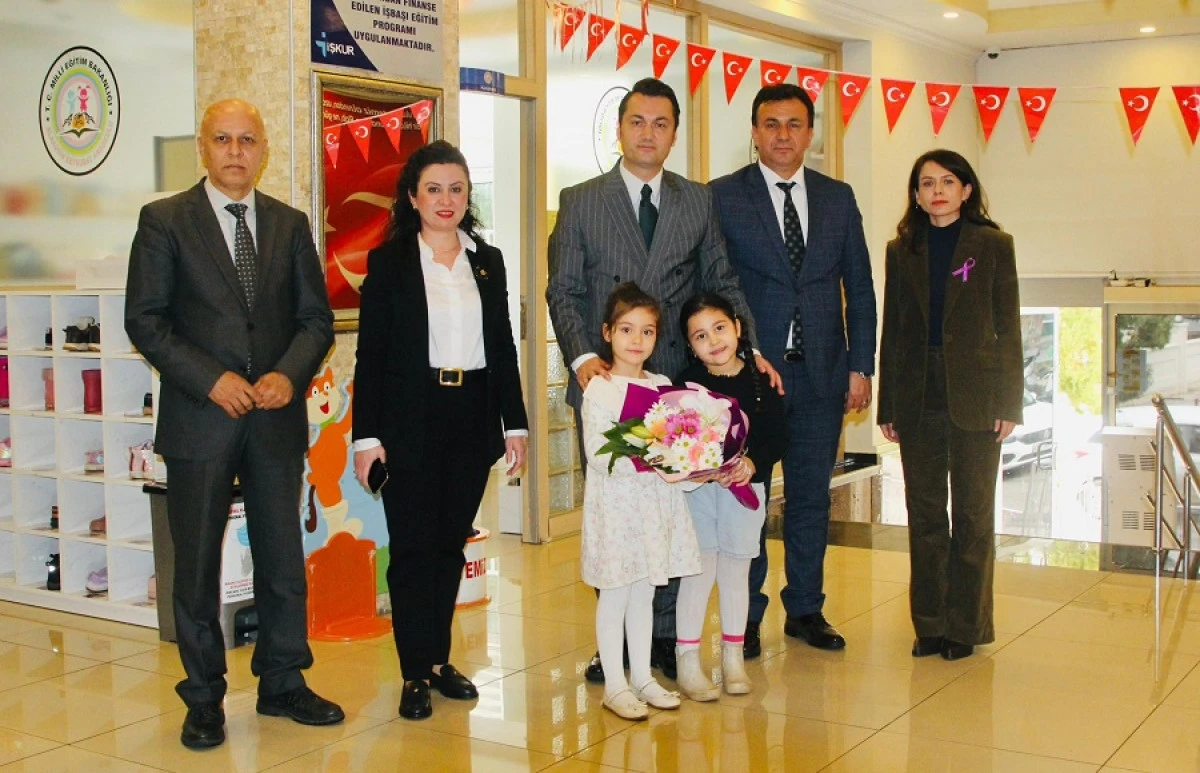 KAYMAKAMI &Ouml;ZT&Uuml;RK KANSER FARKINDALIK PROGRAMINA KATILDI