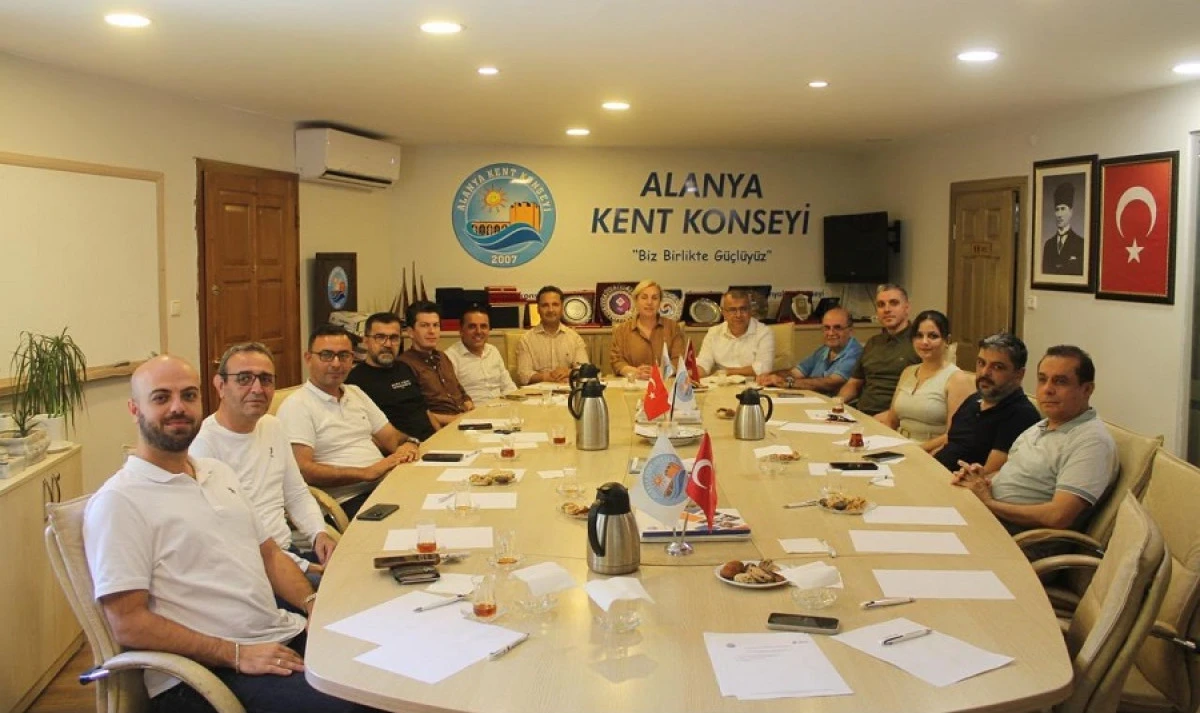 Kent Konseyi'nde Turizm Sezonu Masaya Yatırıldı