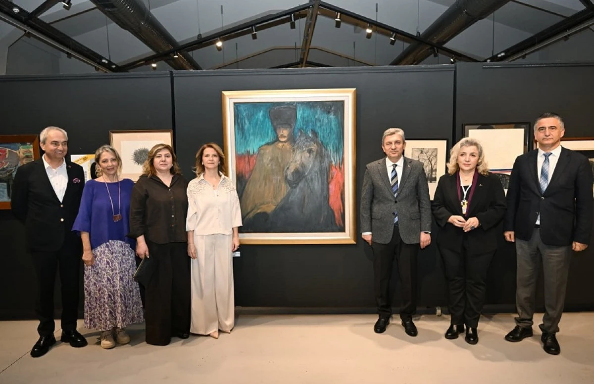 Kepez&rsquo;de Kadın Sanat&ccedil;ıların Eserleri CROSS Sergisinde Buluştu